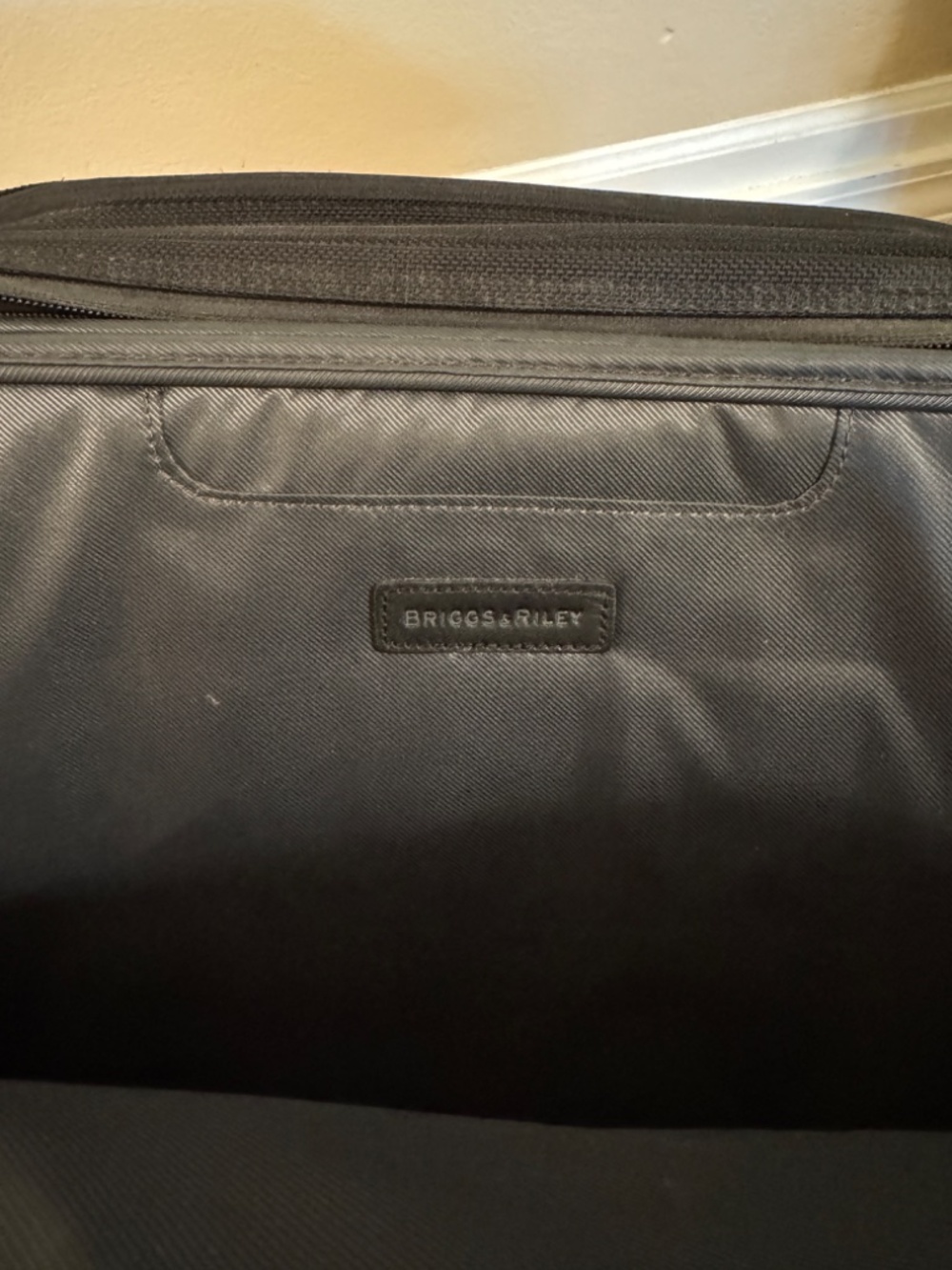 Briggs & Riley Expandable Briefcase - Picture 4 of 5